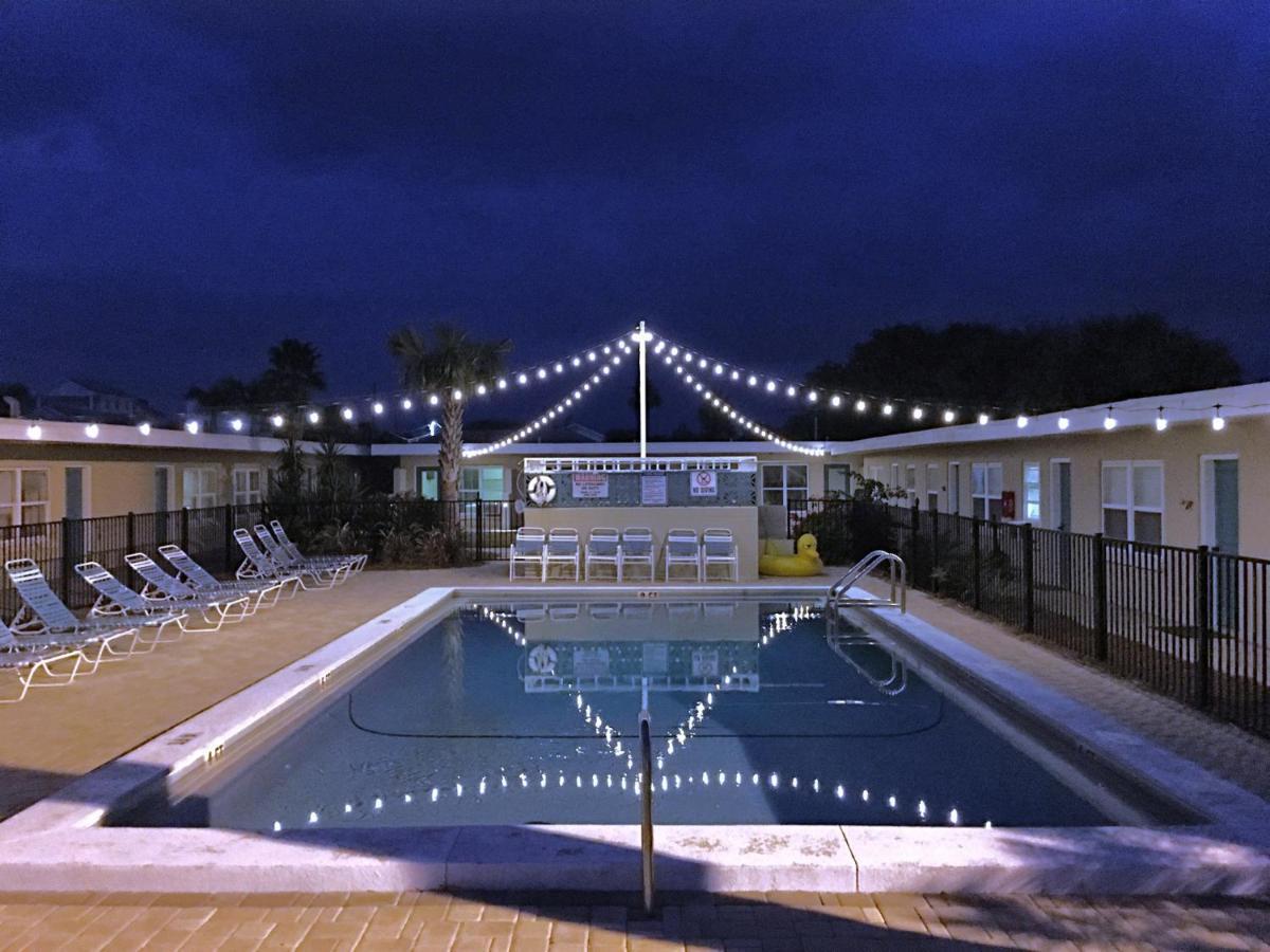 The Catalina Motel *