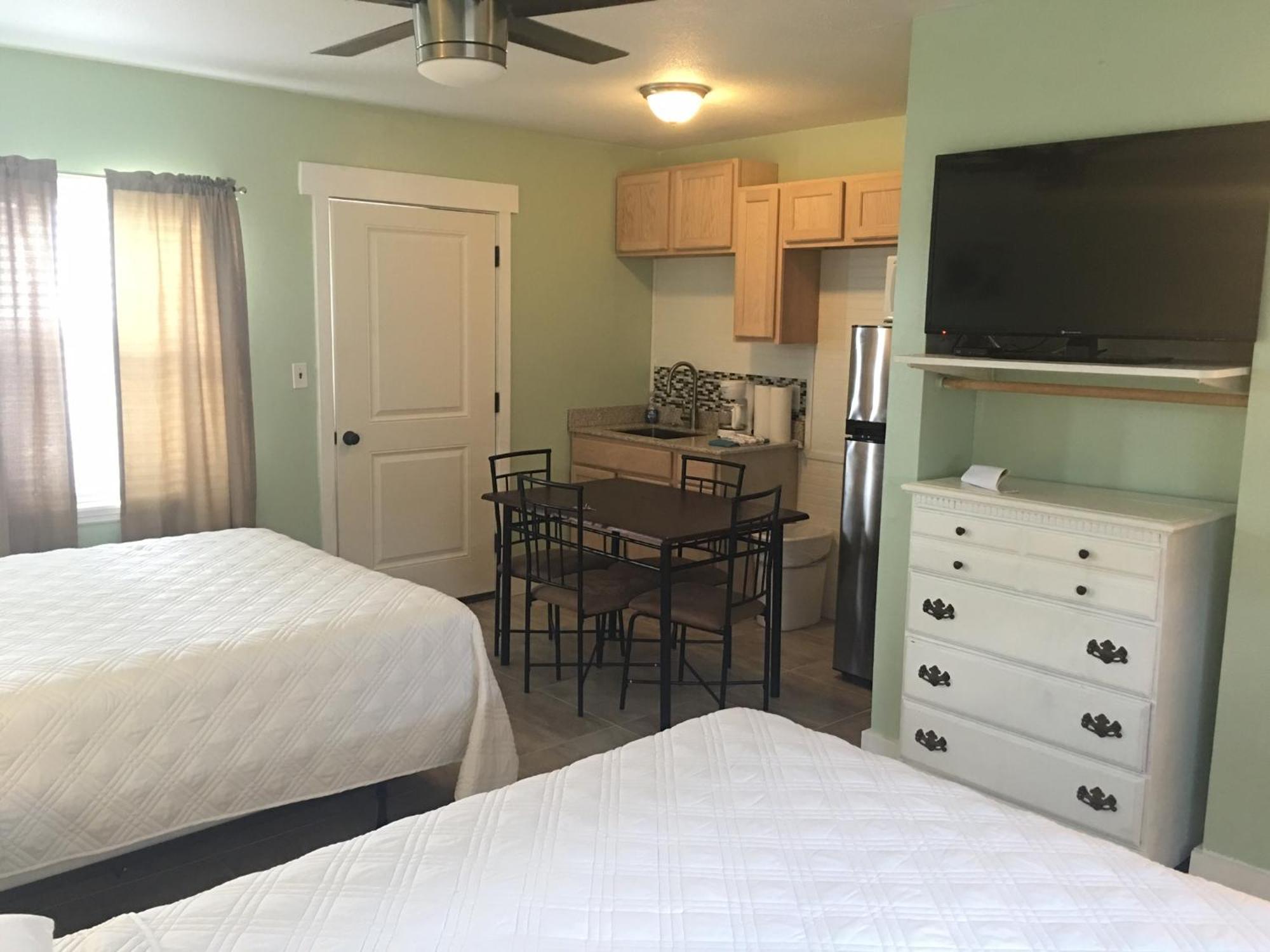 The Catalina Motel